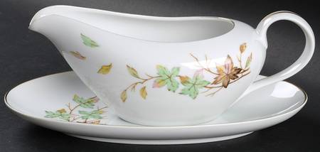 Swirling Leaves Gravy Boat & Underplate/Relish