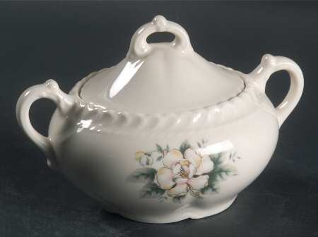 Magnolia Sugar Bowl & Lid