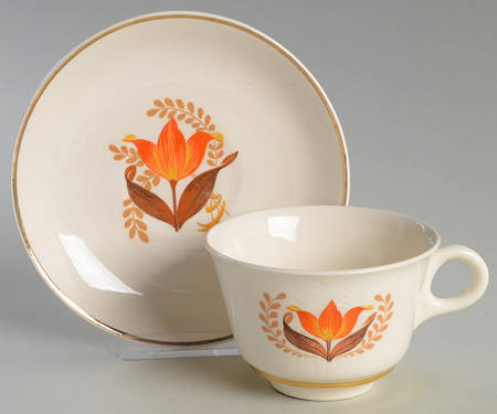 Modern Tulip Flat Cup & Saucer Set by Harker