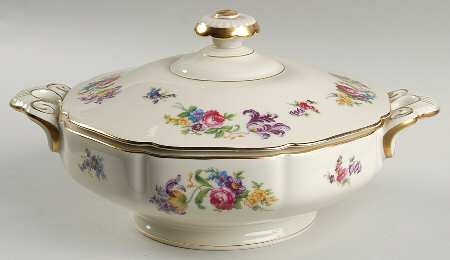 Cora Round Covered Vegetable