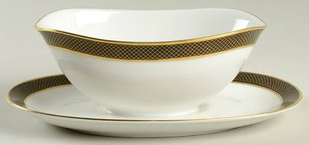 Elegance Gravy Boat with Attached Underplate