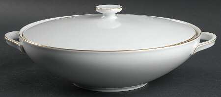 Golden Peak Round Covered Vegetable