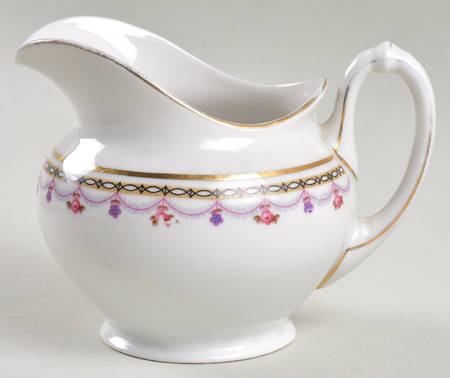 9703 Creamer