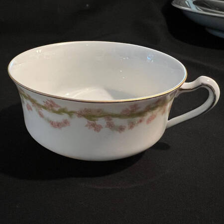 HC176 Flat Cup by Heinrich - H&C