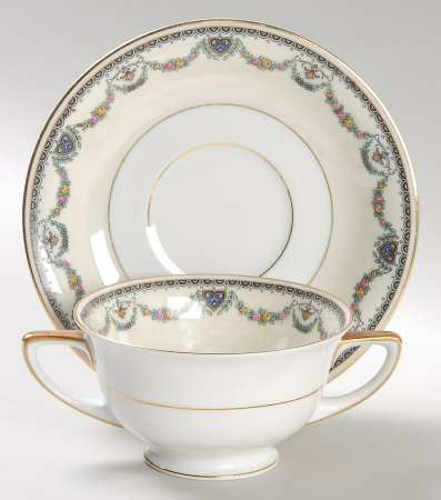 HC250 Footed Bouillon Cup & Saucer