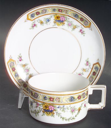 HC26 Flat Cup & Saucer Set