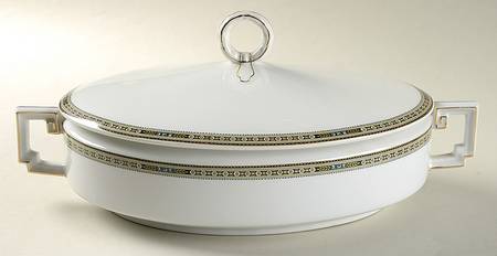 HC281 Oval Covered Vegetable by Heinrich - H&C