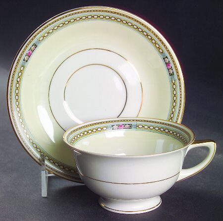 12945 Footed Cup & Saucer Set