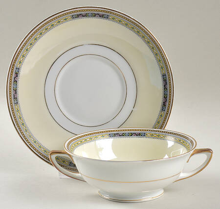 11649 Footed Cream Soup Bowl & Saucer Set