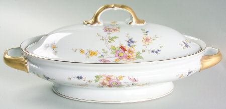 9847 Oval Covered Vegetable