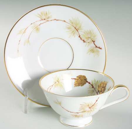 Larchmont Footed Cup & Saucer Set