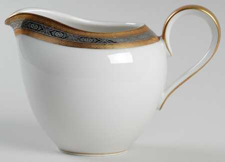 Regal Creamer by Heinrich - H&C