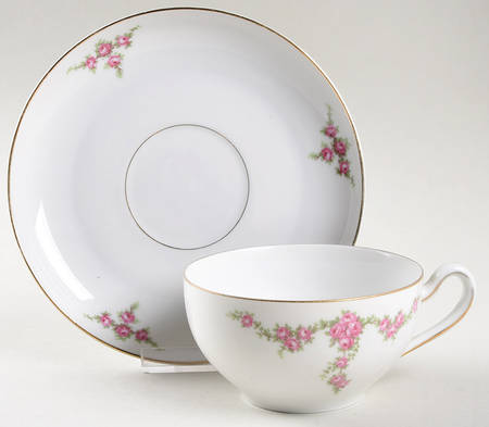 Rosalinda Oversized Cup & Saucer Set
