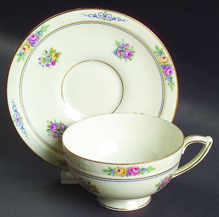 Celia Footed Cup & Saucer Set