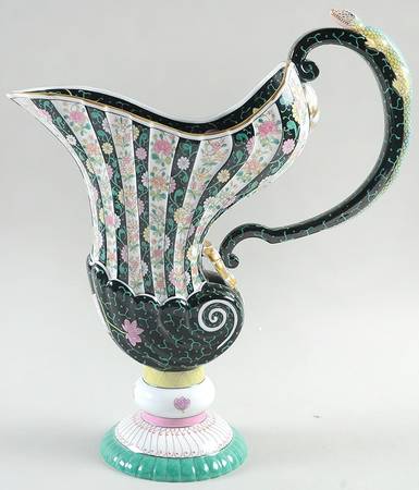 Black Dynasty (Sn) 34 Oz Pitcher