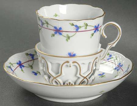 Blue Garland (PBG) Trembleuse Cup & Saucer Set