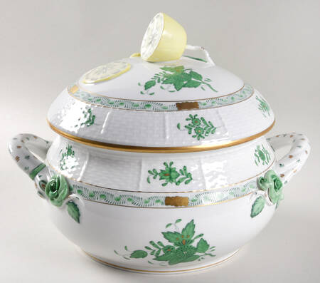 Chinese Bouquet Green (AV) Bean Pot & Lid