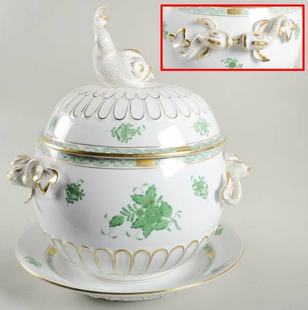 Chinese Bouquet Green (AV) 4 Qt Dolphin Tureen w/Lid & Underplate