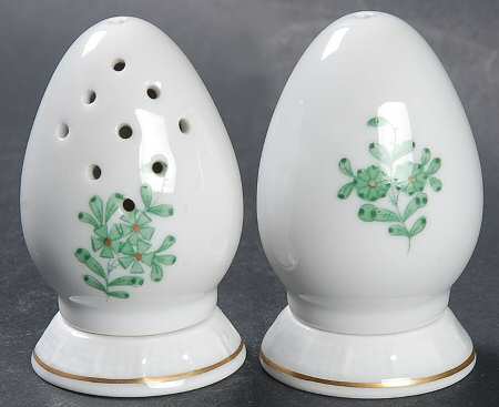 Salt & Pepper Set