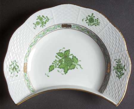 Chinese Bouquet Green (AV) Crescent Salad Plate