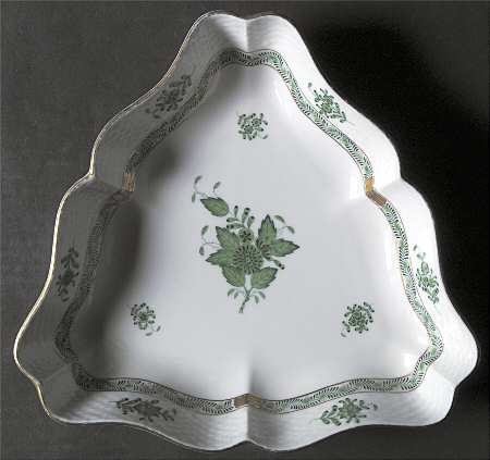 Chinese Bouquet Green (AV) 10" Triangular Vegetable Bowl