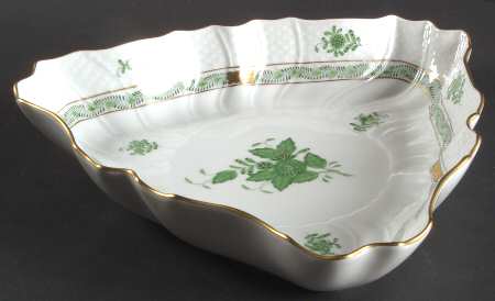 Chinese Bouquet Green (AV) 10" Triangular Vegetable Bowl