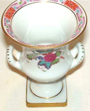 Chinese Bouquet Multicolor (AF) Urn Bud Vase
