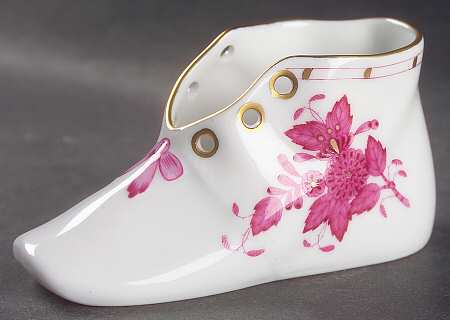 Chinese Bouquet Raspberry (AP) Baby Shoe