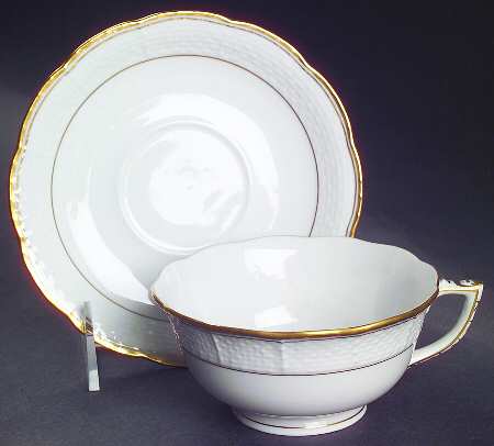 Golden Edge Older (HD) Footed Cup & Saucer Set