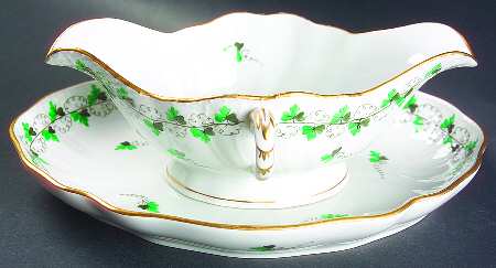 Persil Gravy Boat & Underplate