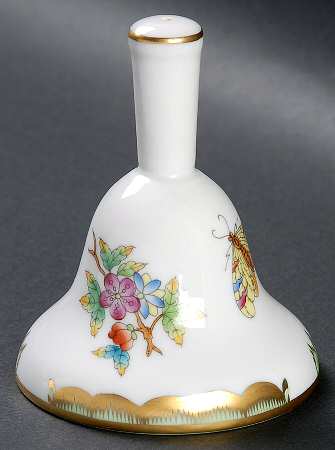 Queen Victoria (Green Border) Bell