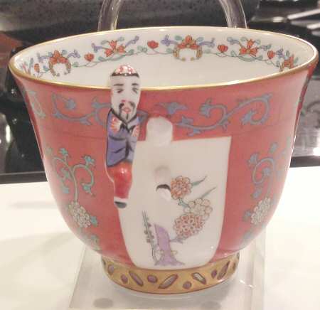 Red Dynasty (G) Footed Cup