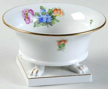 Saxonian Boquet (Bs) 2" Footed Urn