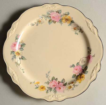 Armand (Virginia Rose Shape) Salad Plate