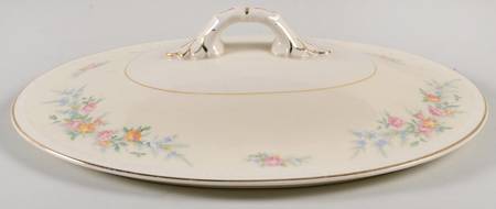 Cashmere Lid for Oval Vegetable by Homer Laughlin 