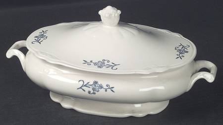 Dresden Oval Covered Vegetable