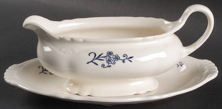 Dresden Gravy Boat & Underplate/Relish