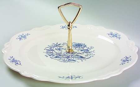 Dresden Round Serving Plate with Handle (CH)