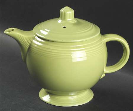 Fiesta Chartreuse (Older) Teapot & Lid