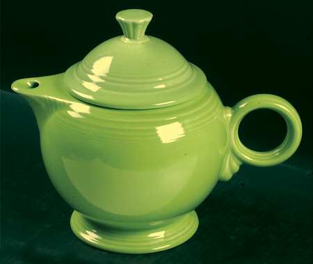 Fiesta Chartreuse (Intro 1997) Teapot & Lid