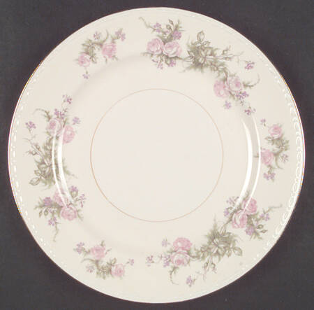 Heather Rose (Eggshell Georgian) by Homer Laughlin 