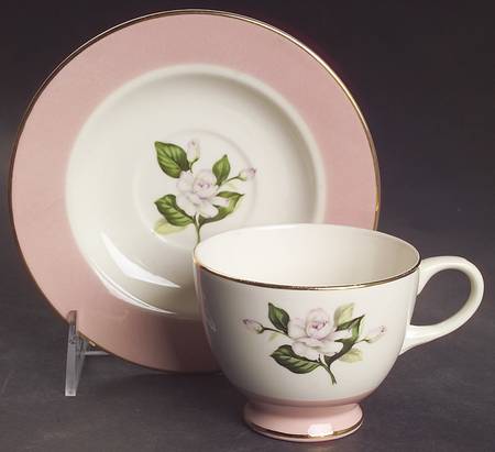 Glenwood Footed Cup & Saucer Set