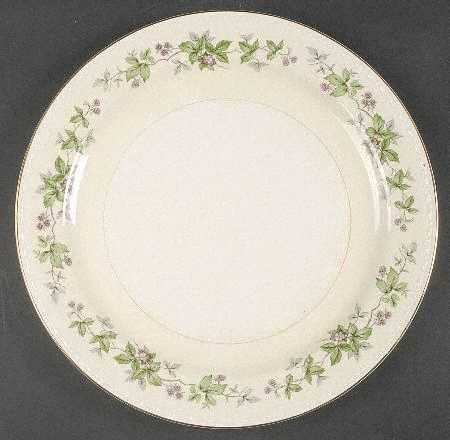 Greenbriar 13" Chop Plate (Round Platter)