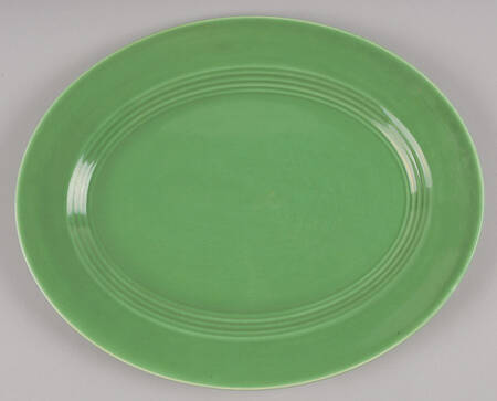 Harlequin Medium Green (Older) 13" Oval Serving Platter