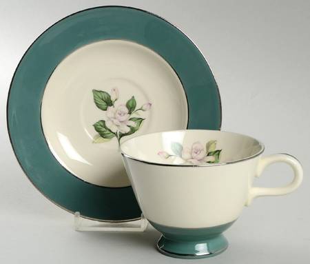 HLC342 Footed Cup & Saucer Set