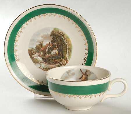 FP122 Flat Cup & Saucer Set