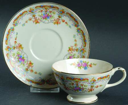 Mauvette Footed Cup & Saucer Set