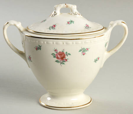 Rambler Rose (Eggshell Georgian, American Vogue) Sugar Bowl & Lid
