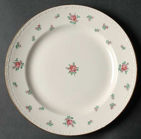 Rambler Rose (Eggshell Georgian, American Vogue) Luncheon Plate