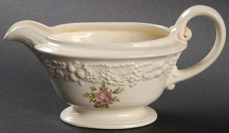 TH26 Creamer